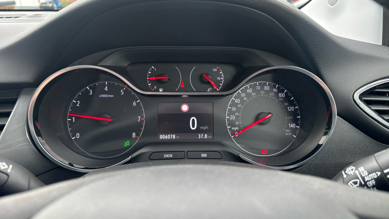 Vauxhall Crossland 1.2 Turbo Ultimate 5dr Petrol Hatchback